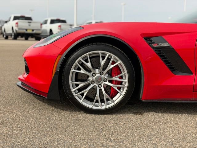 Used 2015 Chevrolet Corvette Z06 w/ 3LZ Preferred Equipment Group image 13