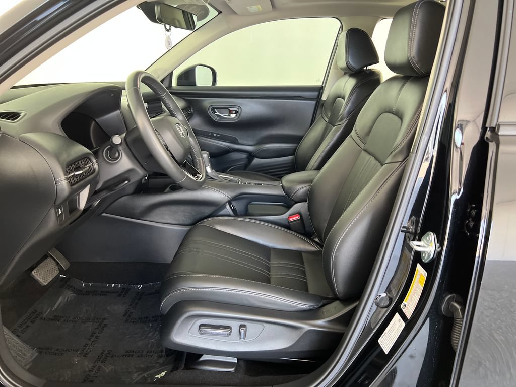 Used 2024 Honda HR-V EX-L image 11
