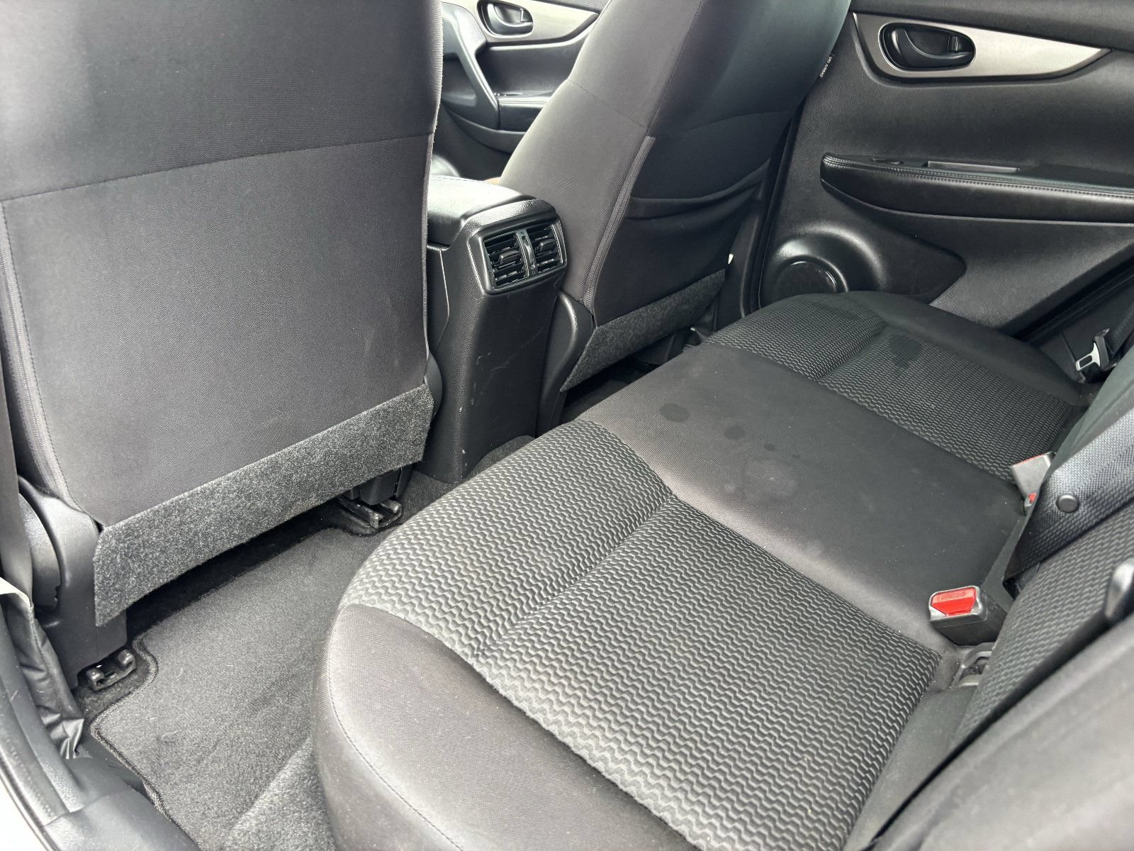 Used 2022 Nissan Rogue Sport S AWD/4WD image 17