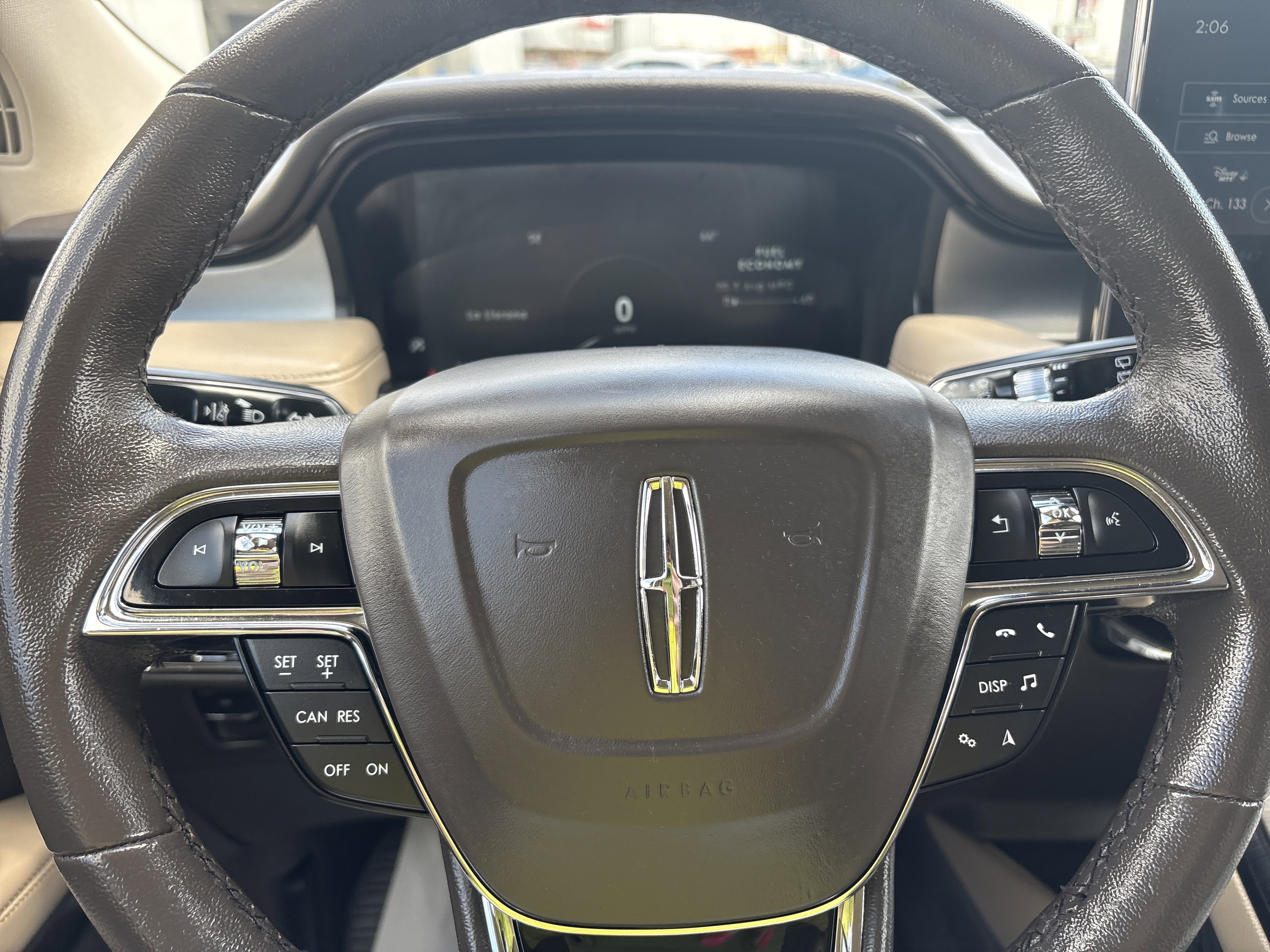Used 2023 Lincoln Nautilus AWD w/ Premium Package image 13