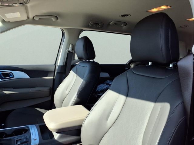 New 2026 Kia Carnival FWD image 15