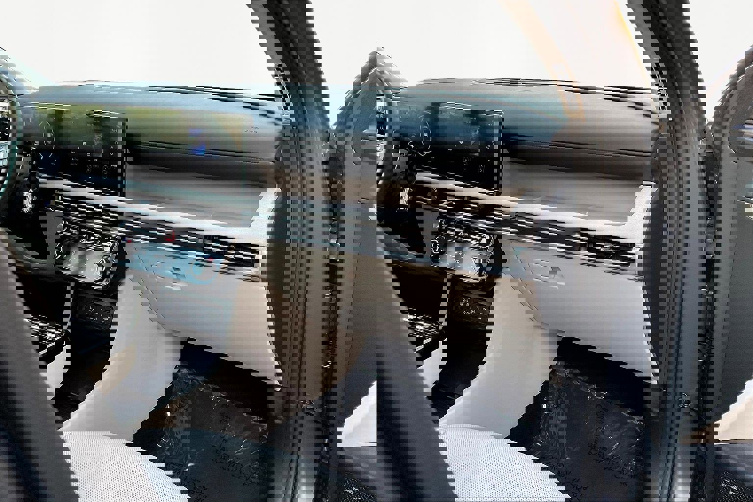 Used 2025 Hyundai Tucson Limited image 27