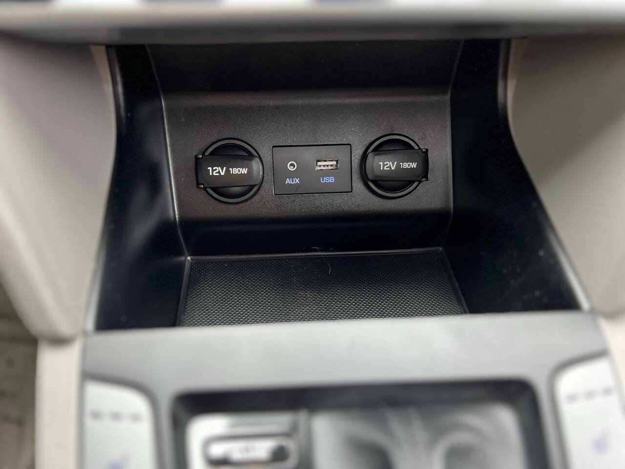 Used 2020 Hyundai Elantra Value Edition image 23