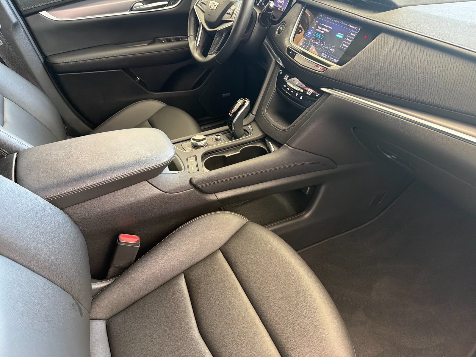 Used 2023 Cadillac XT5 Luxury AWD/4WD image 17