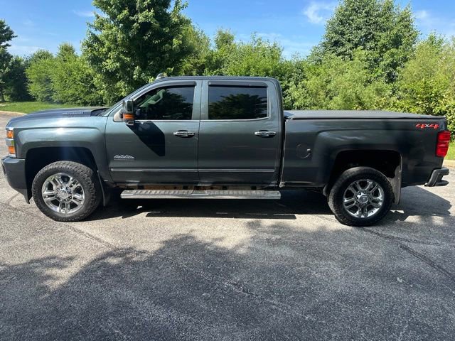 Used 2018 Chevrolet Silverado 2500 High Country w/ Duramax Plus Package AWD/4WD image 6