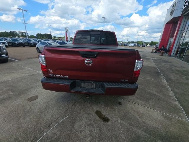 Used 2018 Nissan Titan SV w/ SV Convenience Package RWD image 8