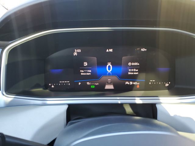 Certified 2025 Volkswagen Taos SE w/ Panoramic Sunroof Package image 24