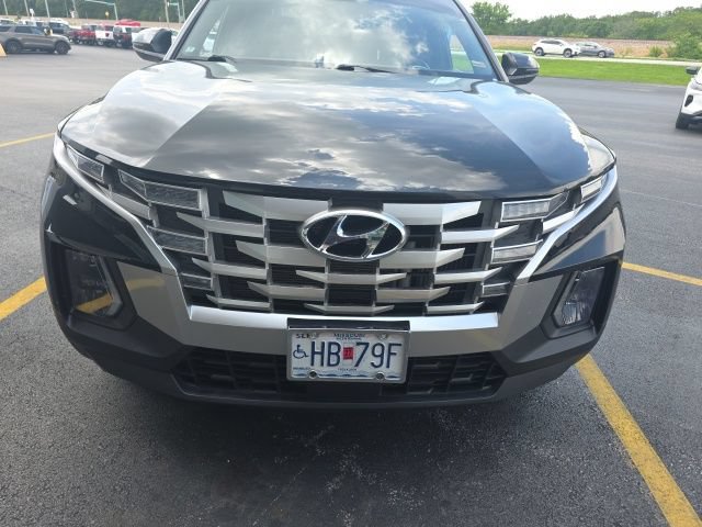 Used 2023 Hyundai Santa Cruz SEL Premium AWD/4WD image 2