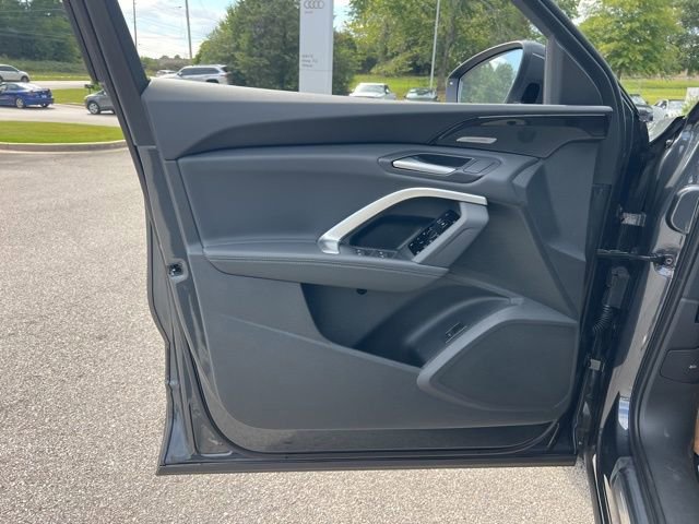 New 2025 Audi Q5 Premium Plus image 16