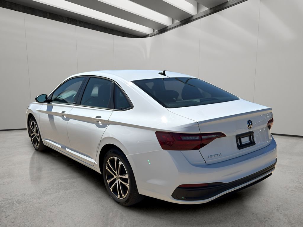 Used 2024 Volkswagen Jetta Sport image 3