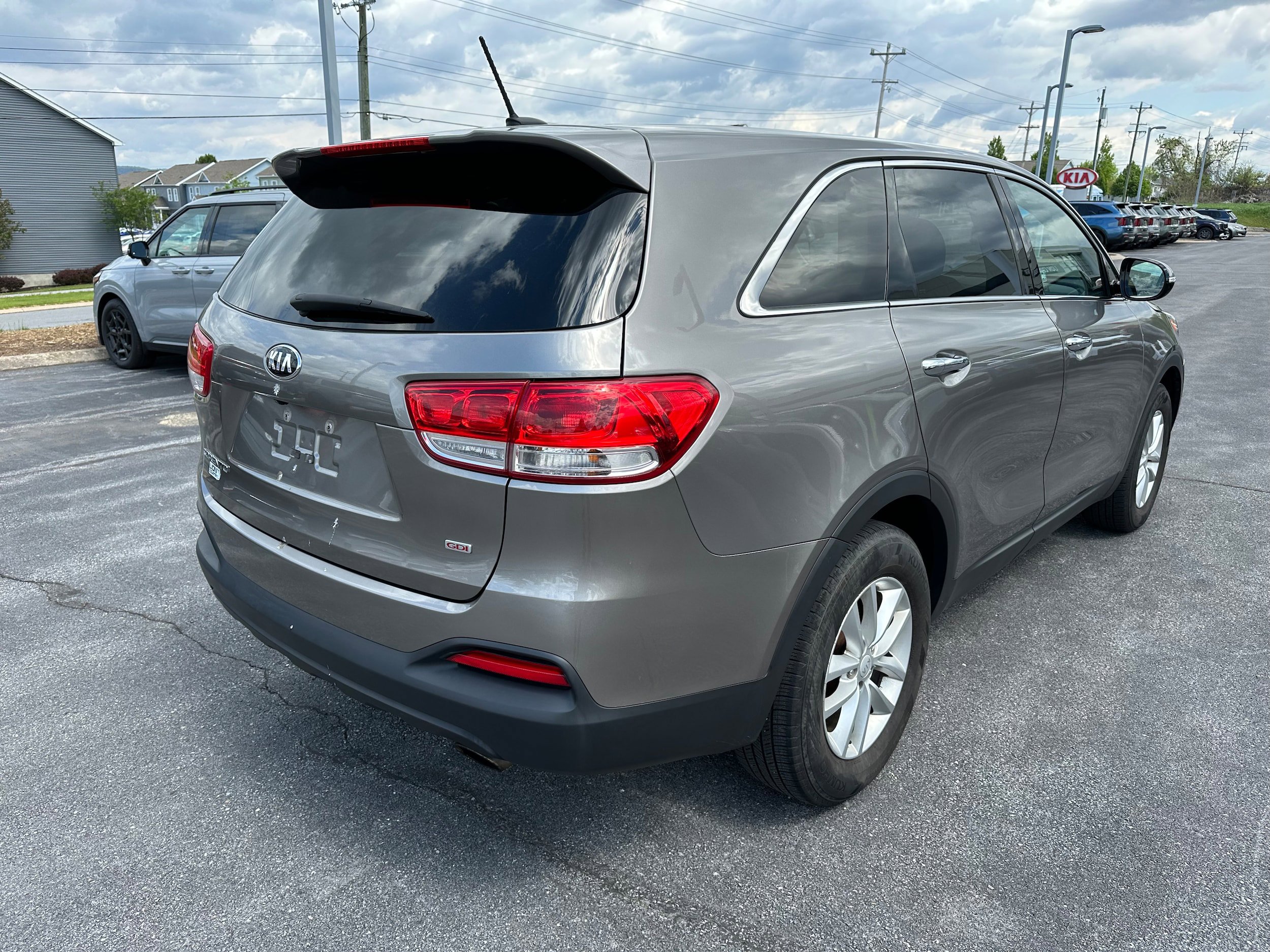 Used 2018 Kia Sorento L FWD image 5