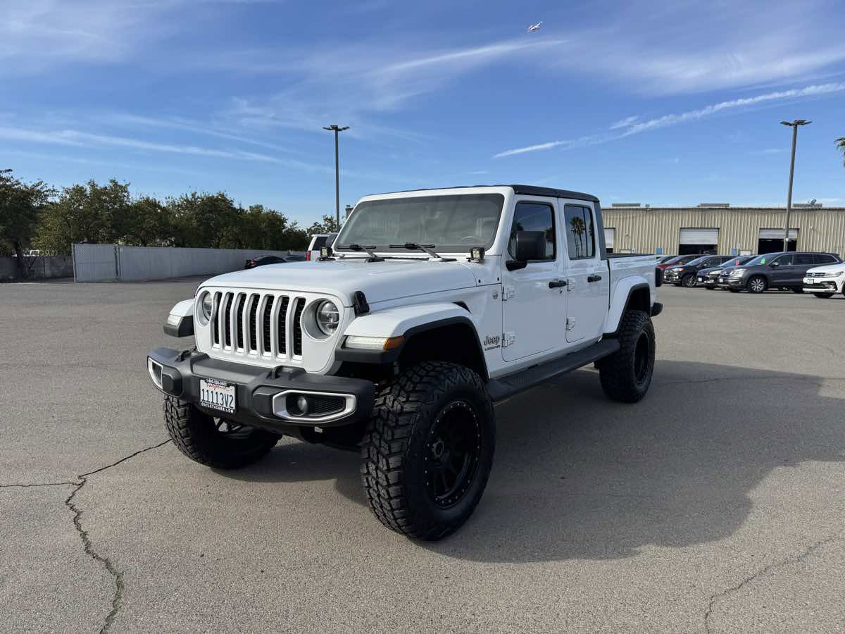 Used 2020 Jeep Gladiator Overland image 5