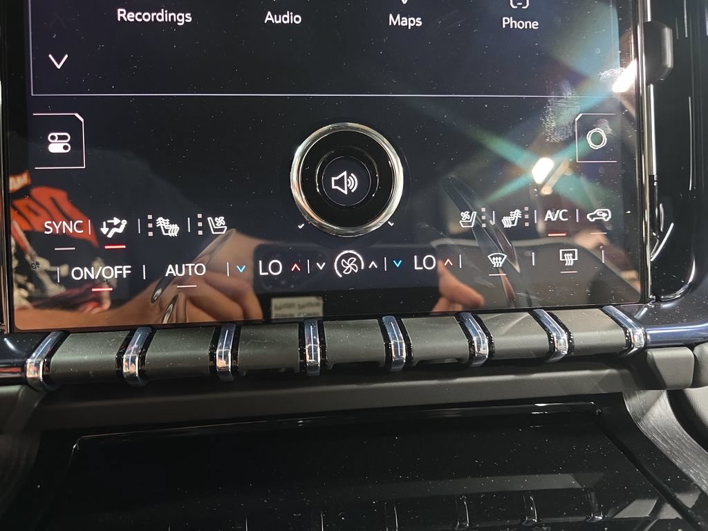 New 2026 GMC Yukon AT4 Ultimate AWD/4WD image 20