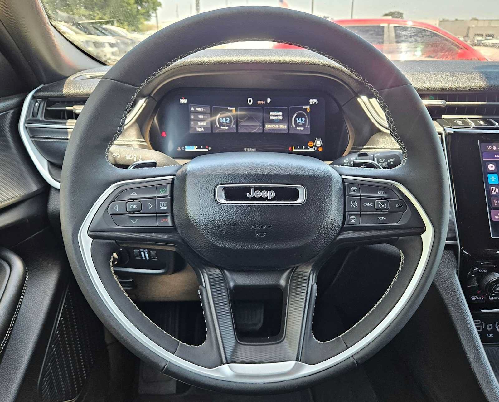 Used 2025 Jeep Grand Cherokee L Laredo AWD/4WD image 21