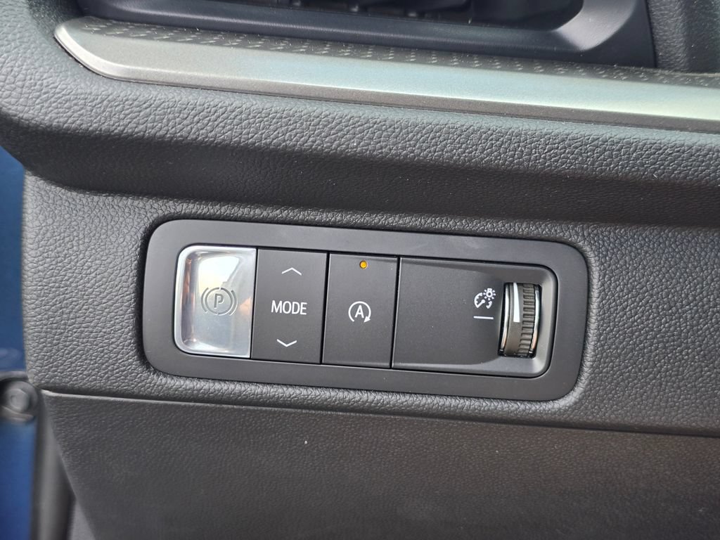 Used 2026 Chevrolet Traverse LT w/ Driver Confidence Package FWD image 26