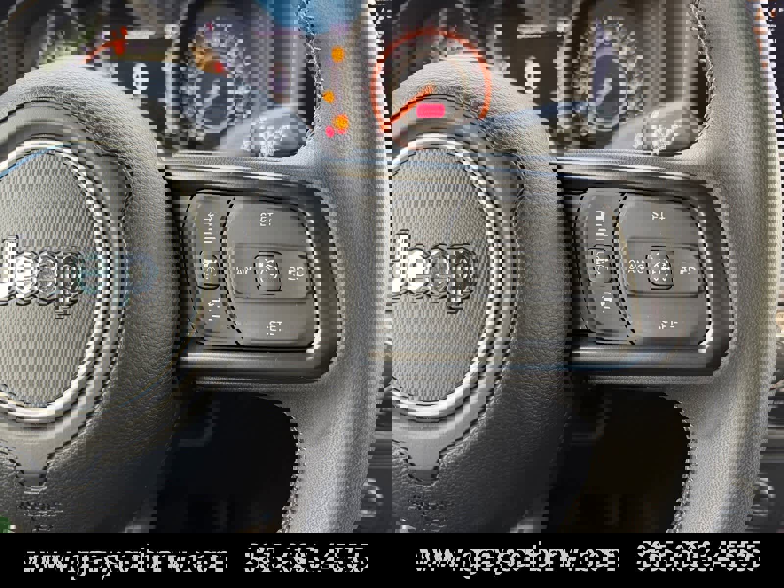 Used 2025 Jeep Gladiator Rubicon w/ Safety Group image 25