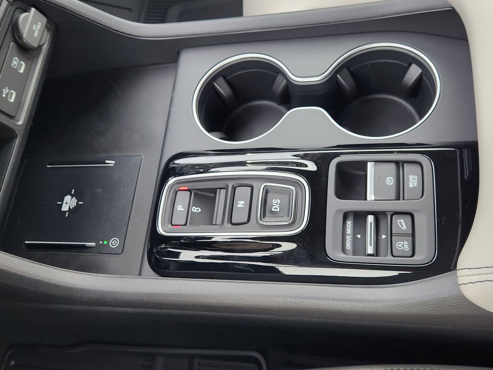 New 2026 Honda Pilot Touring image 23