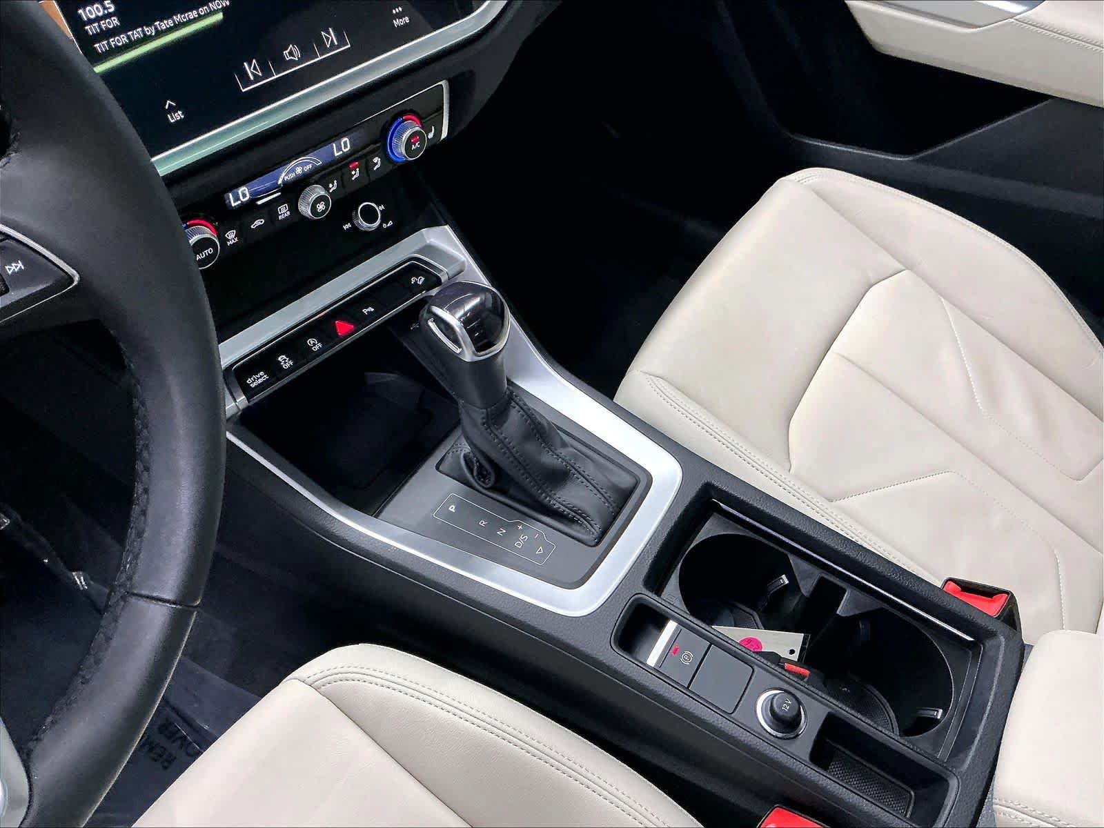 Certified 2025 Audi Q3 2.0T Premium w/ Convenience Package image 19