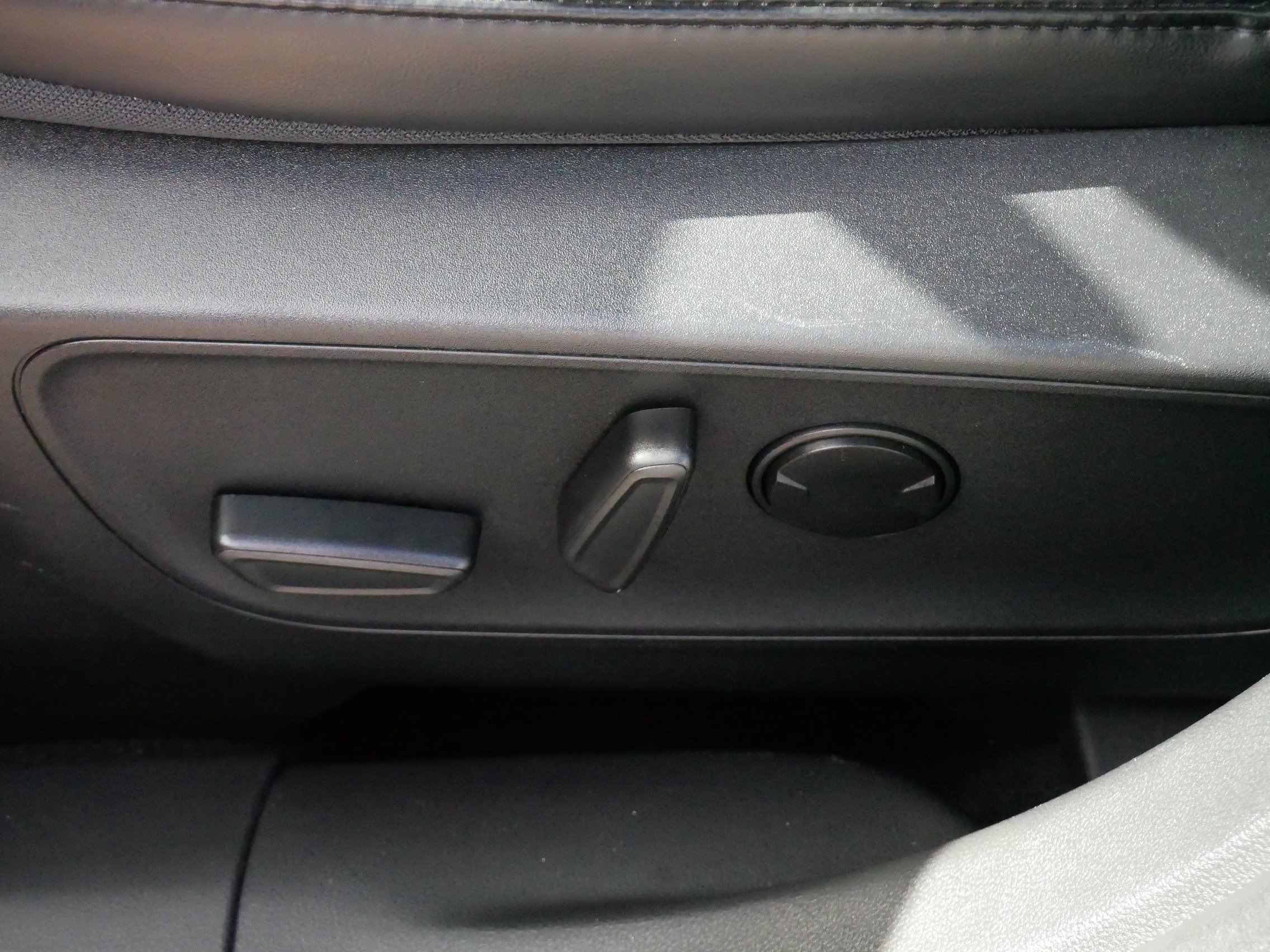 Used 2025 Ford Escape ST-Line AWD/4WD image 20