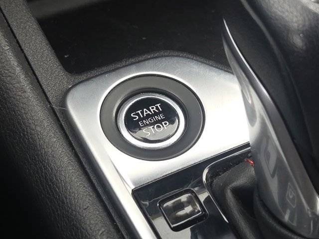 Used 2025 Nissan Sentra SR FWD image 37
