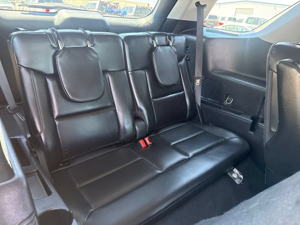 Used 2021 Ford Explorer XLT w/ Equipment Group 202A RWD image 37
