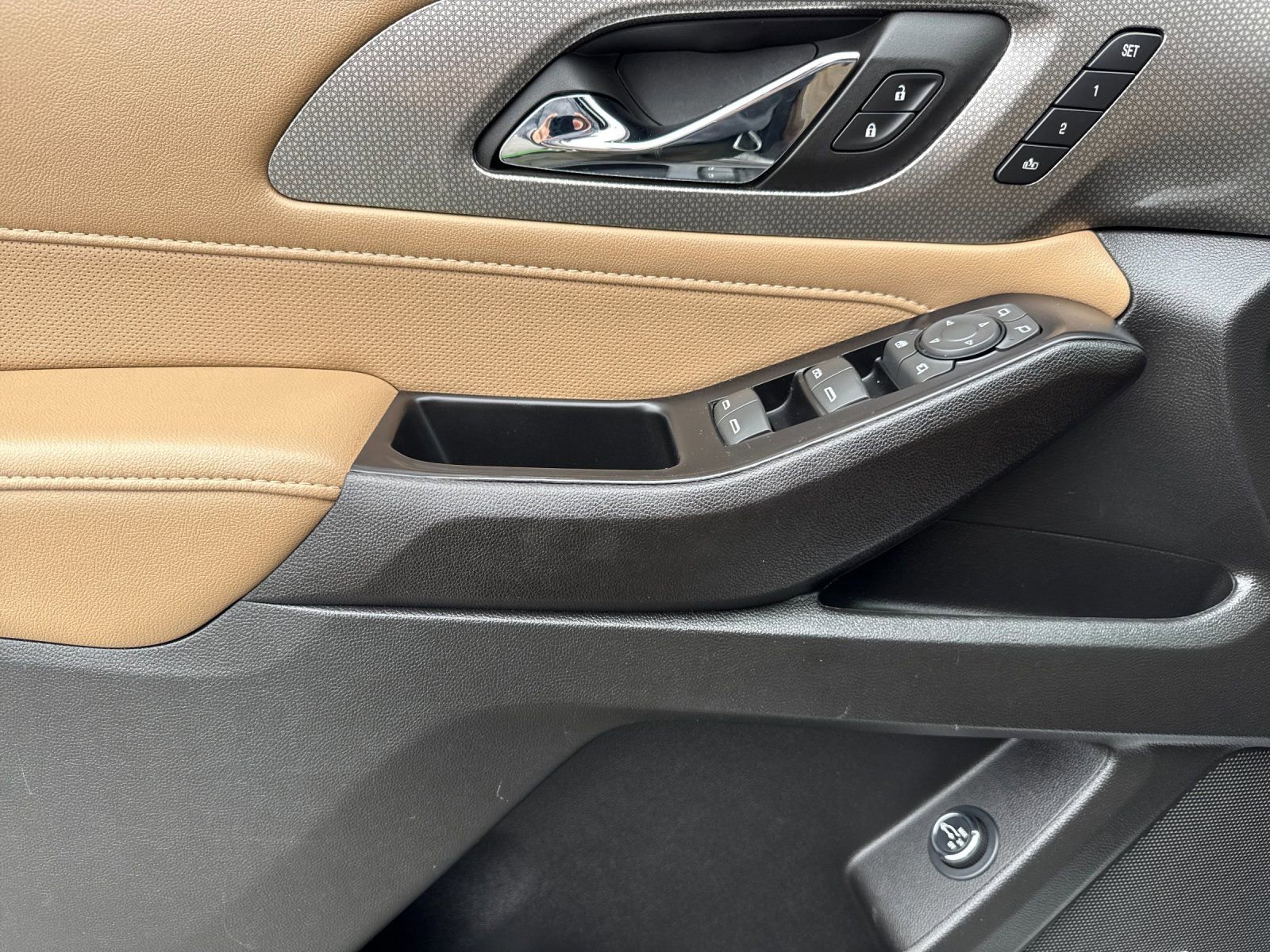 Used 2023 Chevrolet Traverse Premier w/ LPO, Floor Liner Package image 11