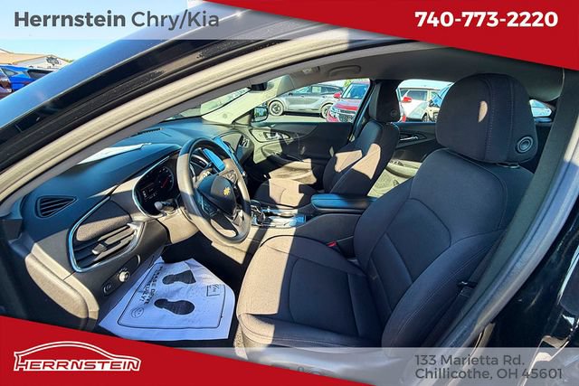 Used 2021 Chevrolet Malibu LT FWD image 20