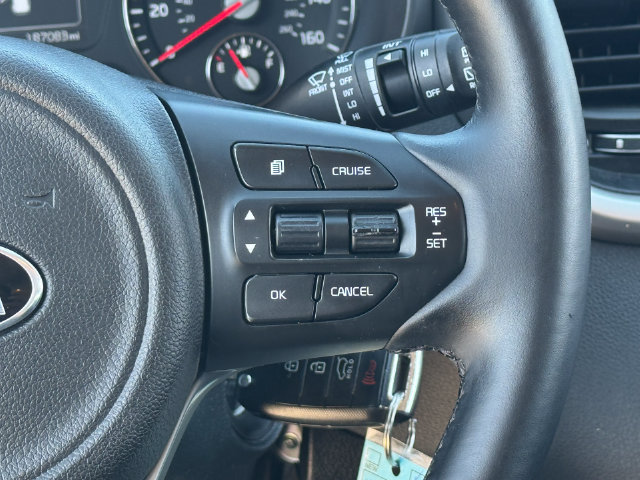 Used 2017 Kia Sorento AWD w/ LX Convenience Package image 24