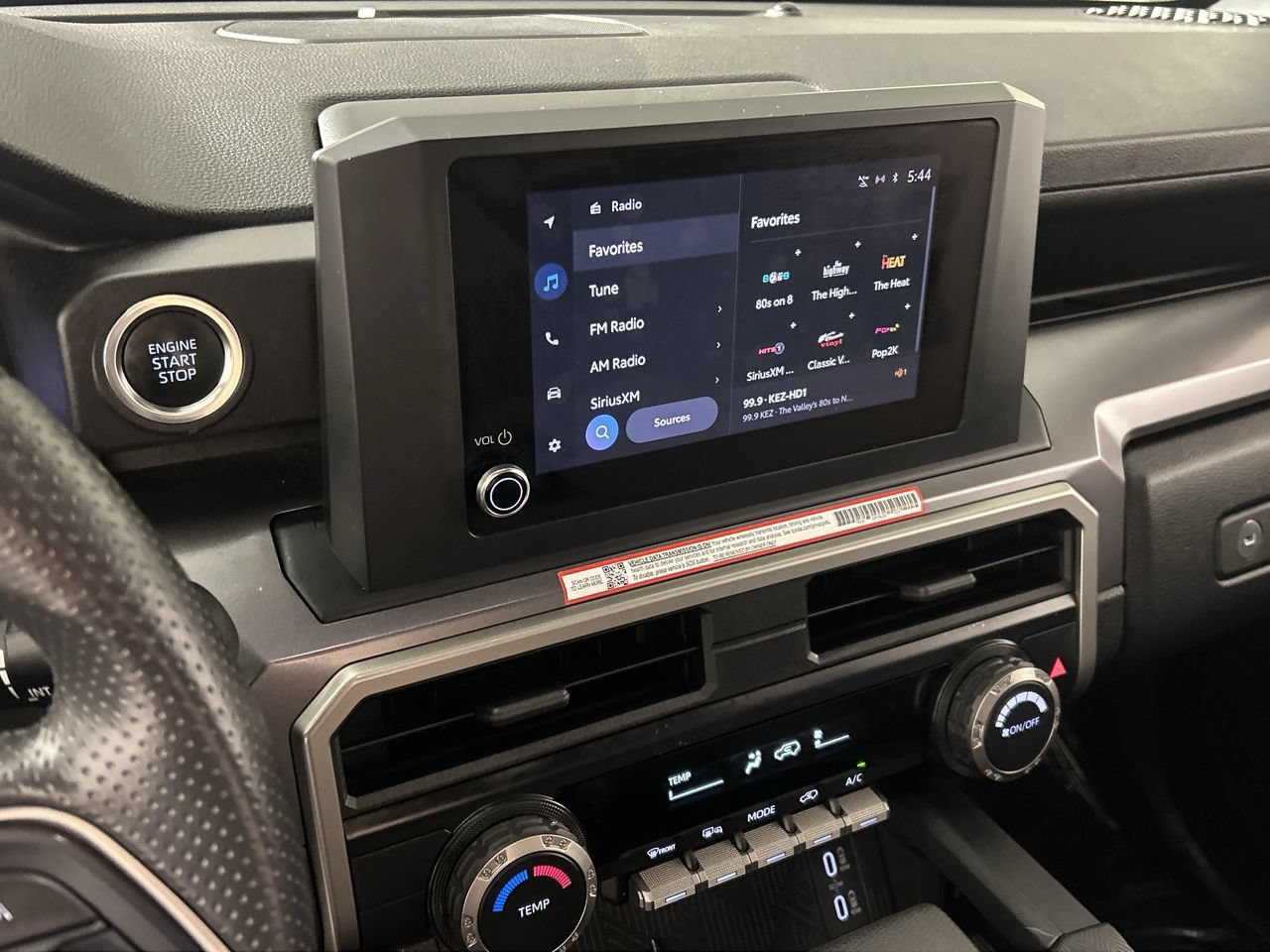 Used 2025 Toyota 4Runner SR5 AWD/4WD image 17