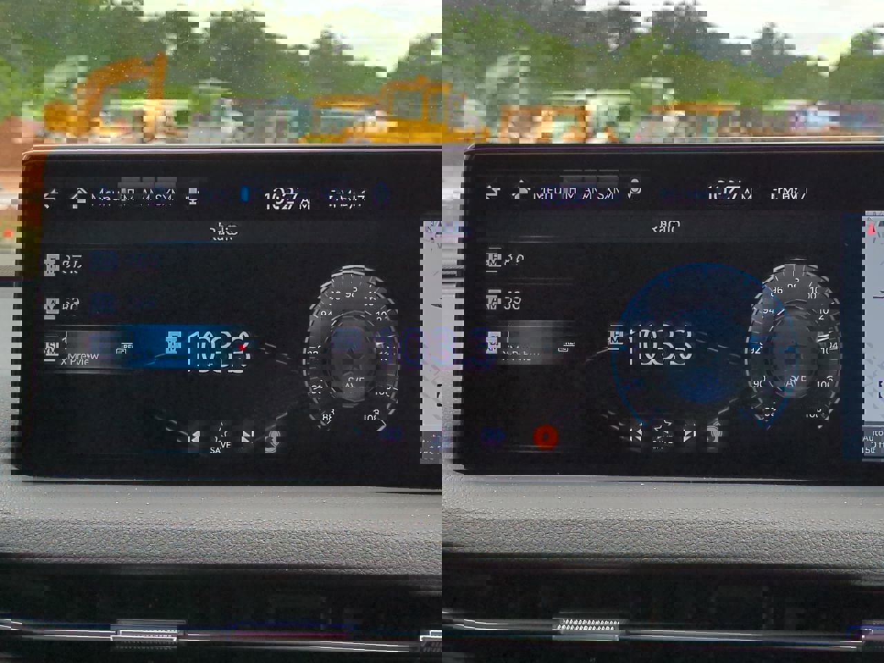 Certified 2025 Genesis GV70 2.5T w/ Select Package image 18