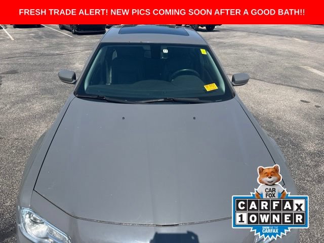 Used 2017 Chrysler 300 Limited w/ Value Package AWD/4WD image 9