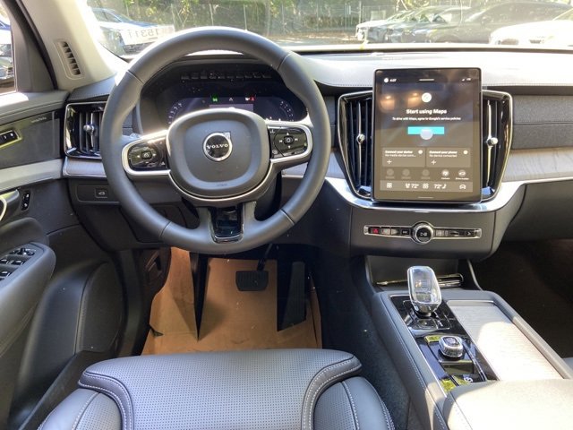 New 2026 Volvo XC90 B6 Ultra image 13