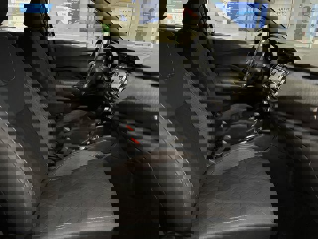 Used 2020 Nissan Kicks S image 24