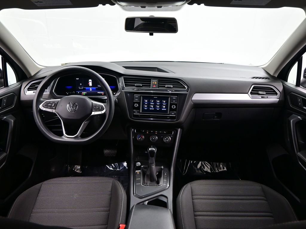 Used 2022 Volkswagen Tiguan S image 32