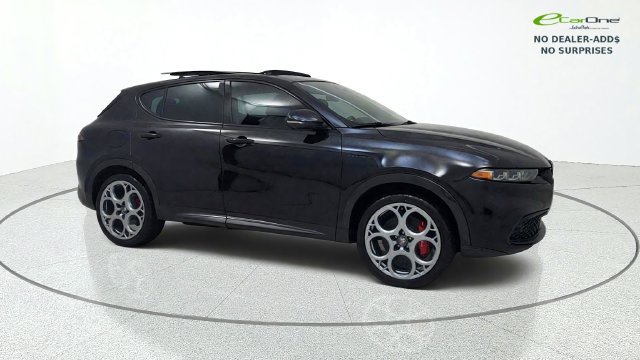 Used 2024 Alfa Romeo Tonale Veloce AWD/4WD image 10