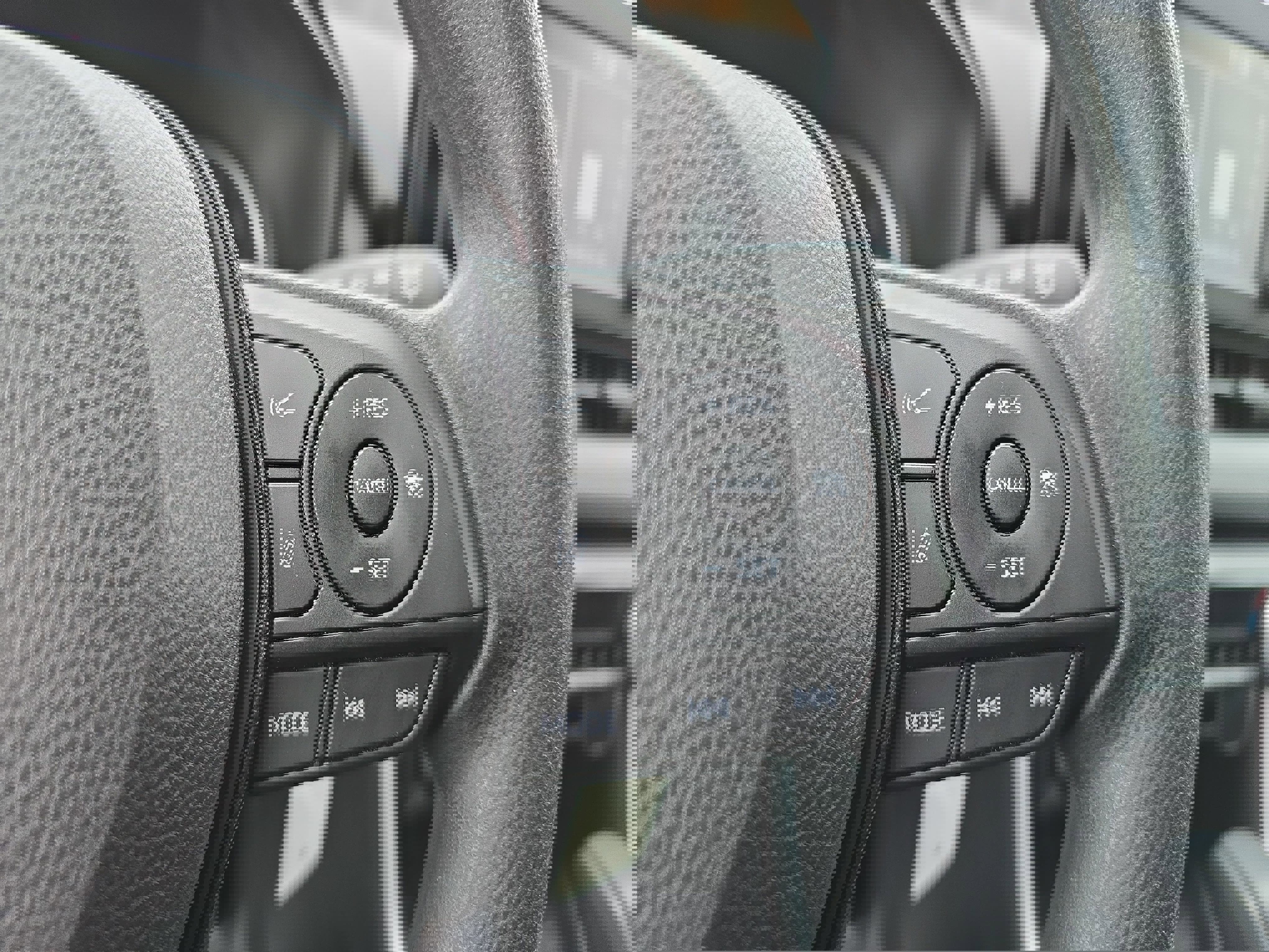 Used 2019 Toyota RAV4 LE image 17