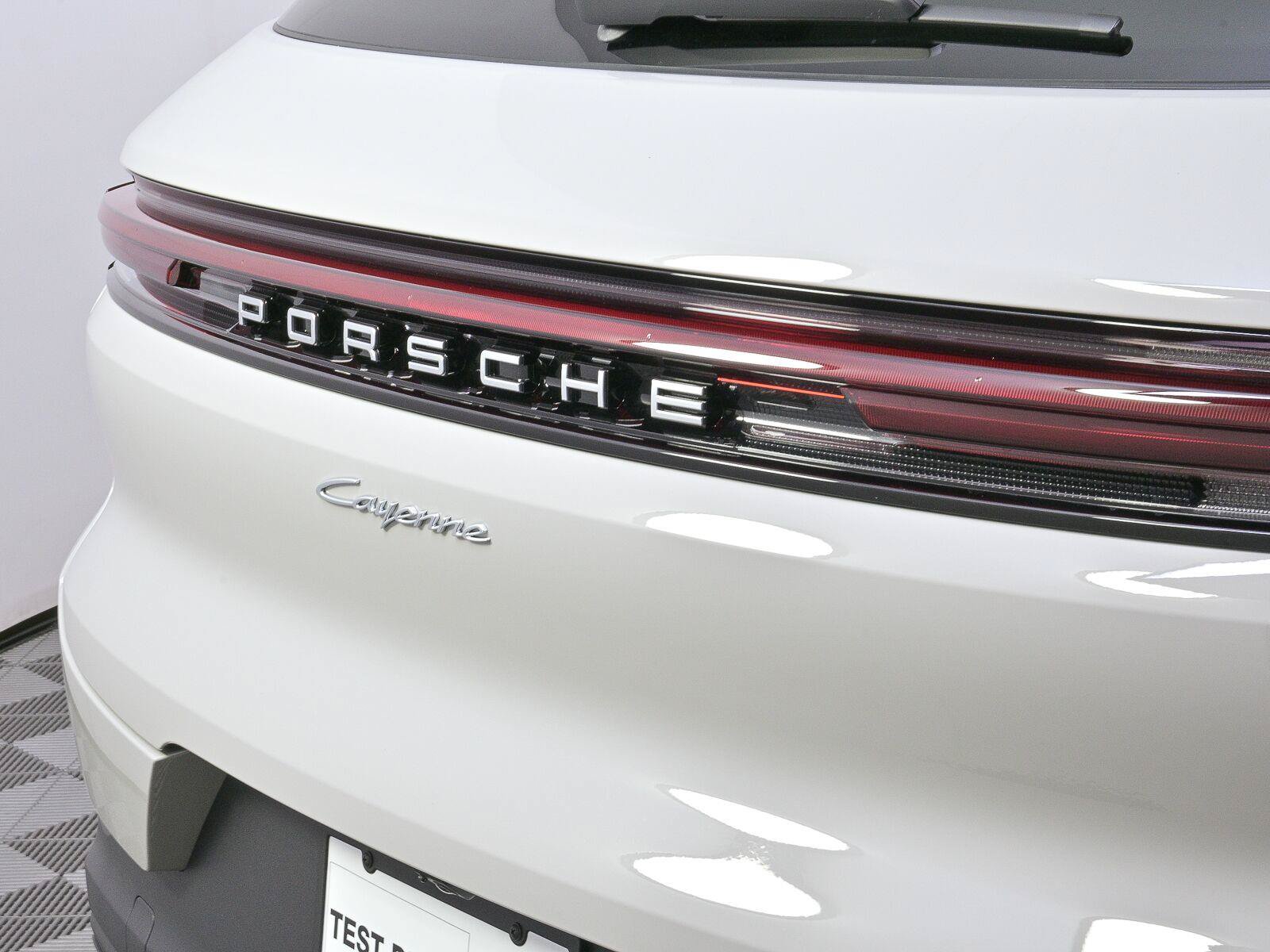 New 2026 Porsche Cayenne AWD/4WD image 35