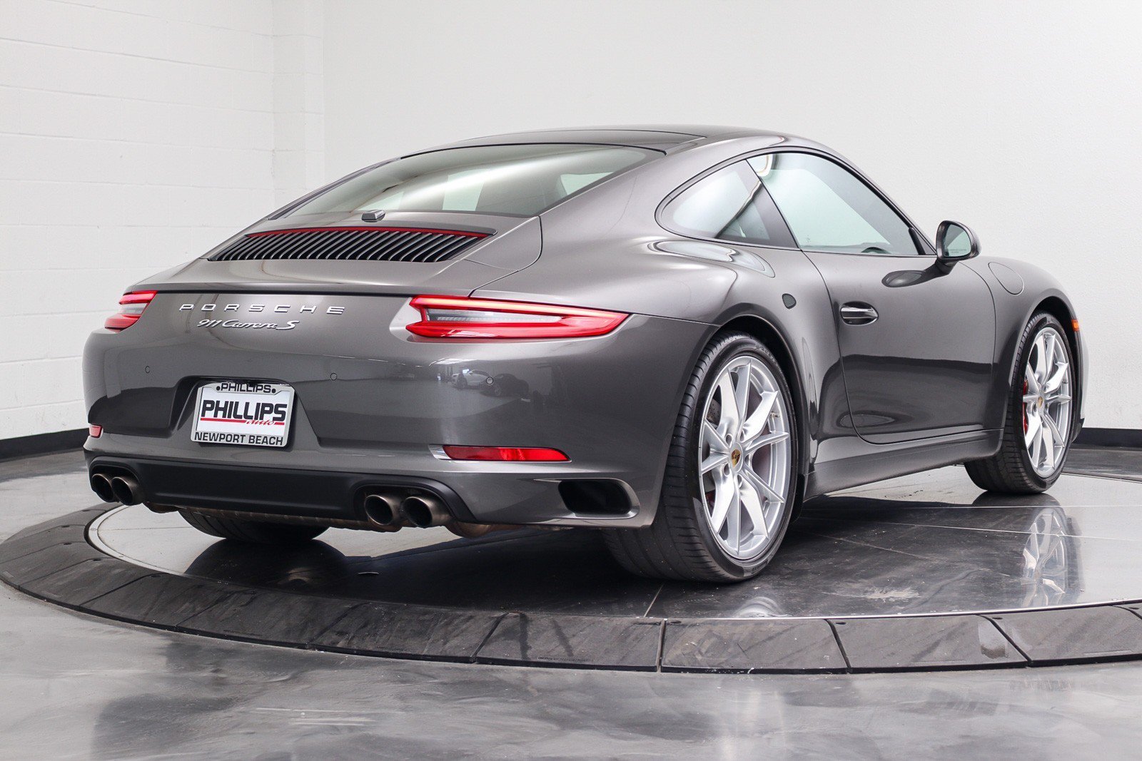 Used 2019 Porsche 911 Carrera S RWD image 3