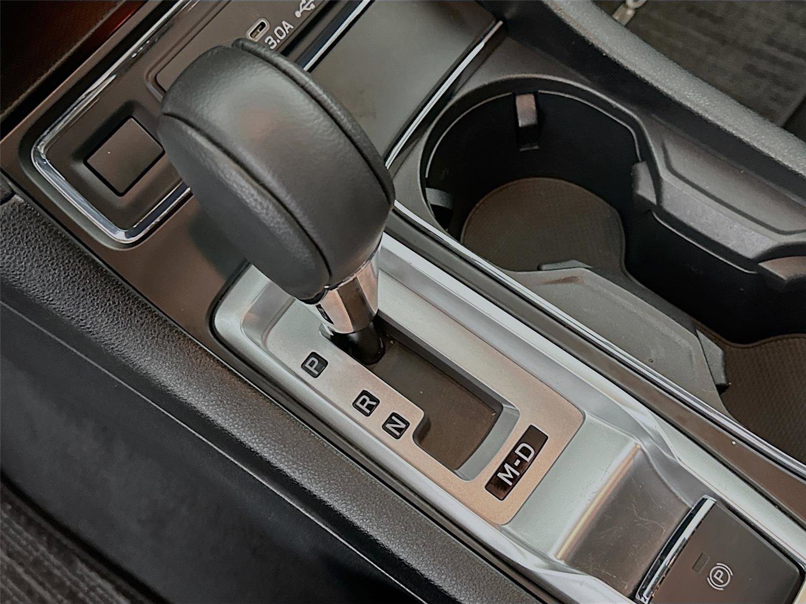 Used 2024 Subaru Ascent Premium w/ Convenience Package image 15