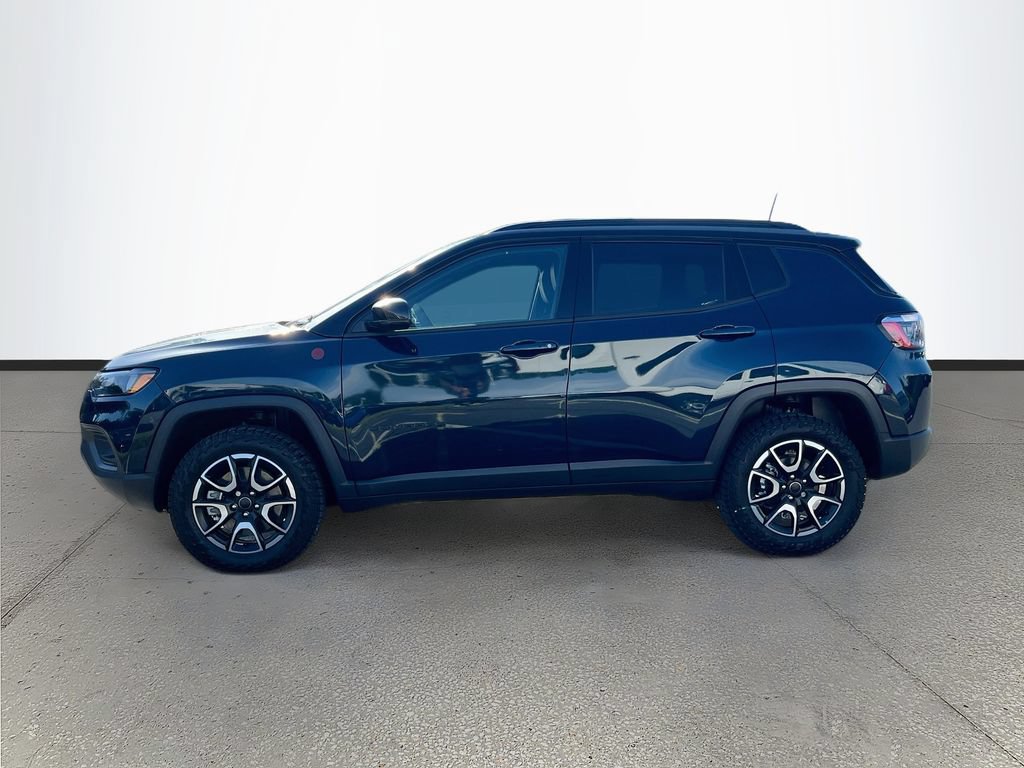 New 2026 Jeep Compass Trailhawk w/ Sun, Sound & Navigation Group AWD/4WD image 4