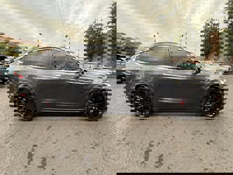 Used 2016 Tesla Model X Performance image 4