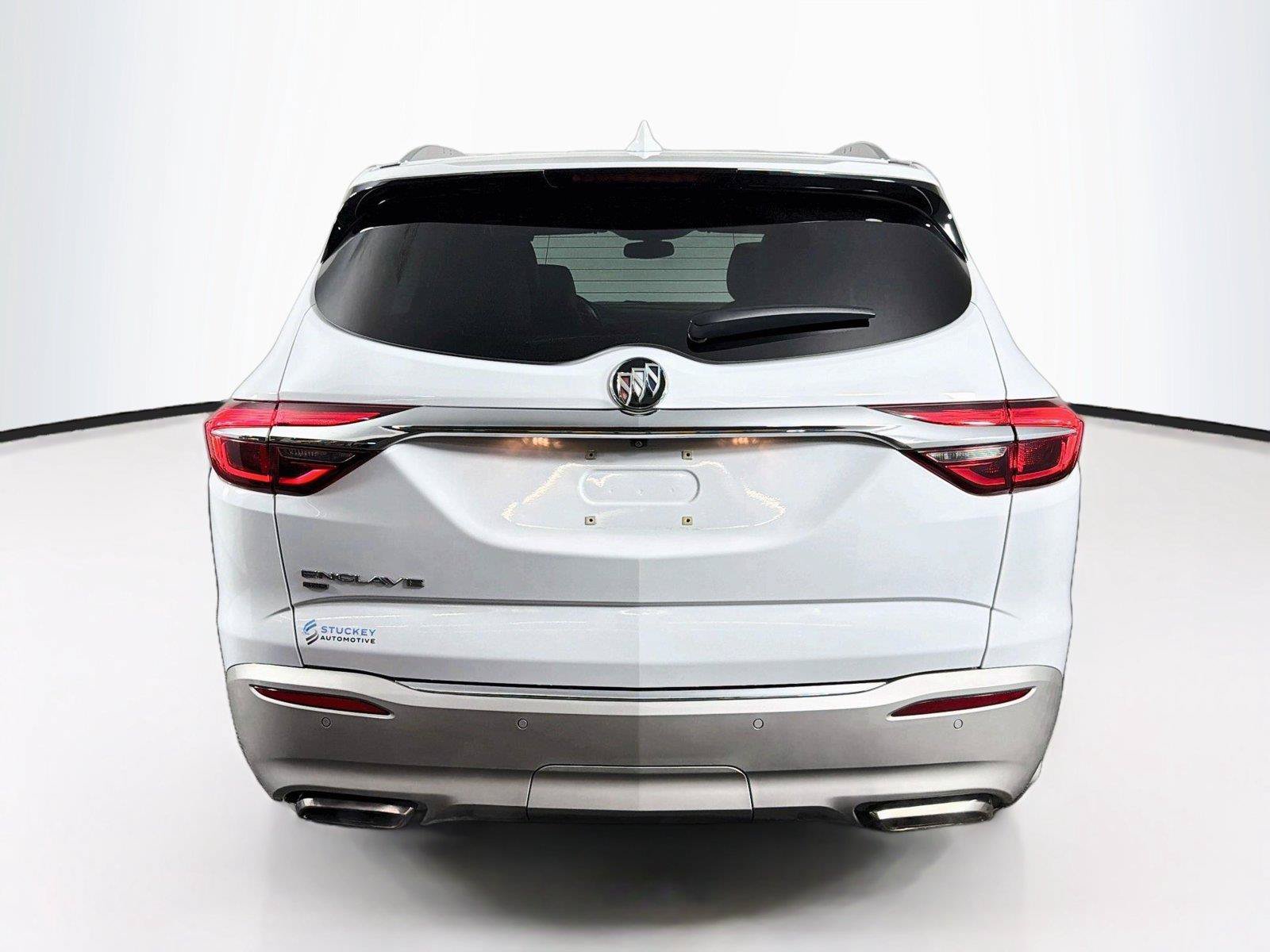 Used 2021 Buick Enclave Essence w/ Sound and Sites Package AWD/4WD image 10