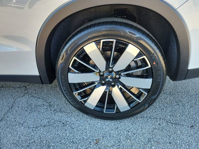 New 2026 Mitsubishi Outlander SE image 7