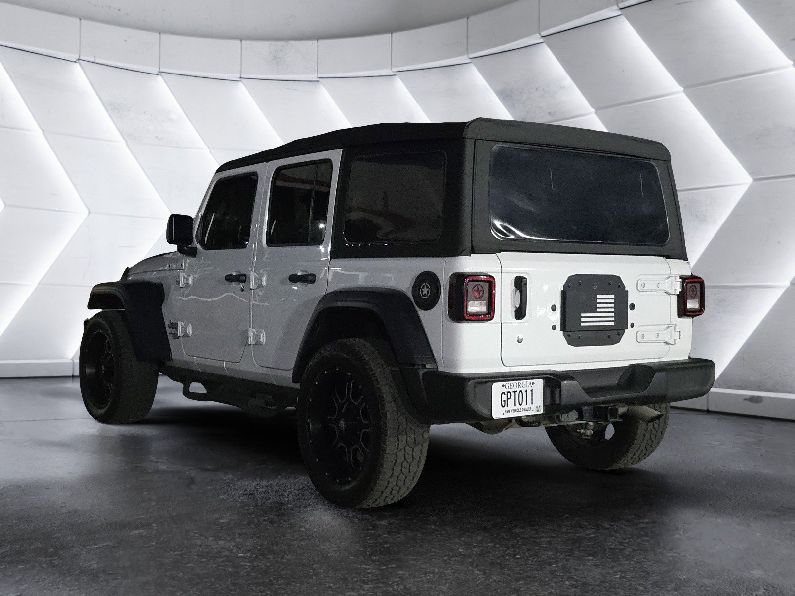 Used 2018 Jeep Wrangler Unlimited Sport image 5