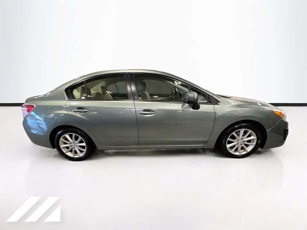 Used 2014 Subaru Impreza 2.0i Premium w/ All-Weather Package w/CVT AWD/4WD image 4