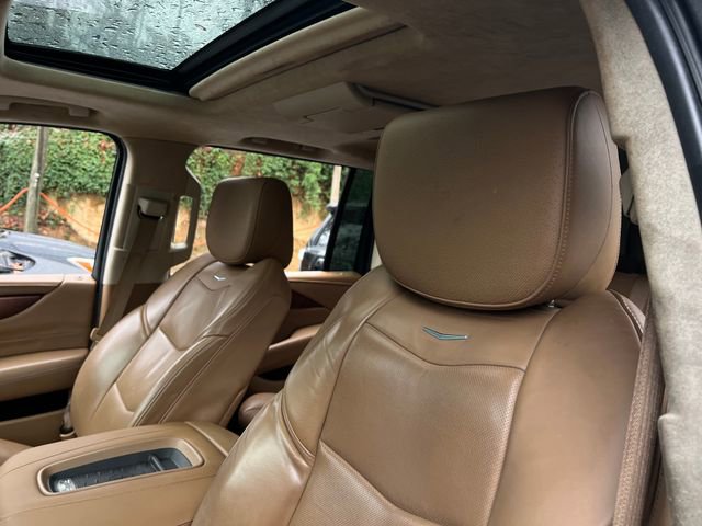 Used 2016 Cadillac Escalade ESV Platinum image 14
