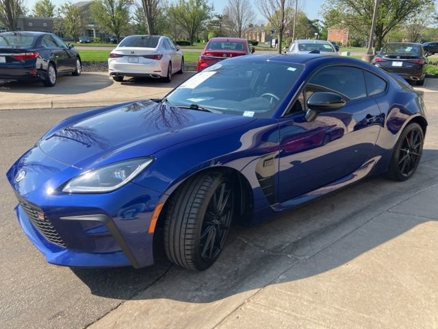 Used 2024 Toyota GR86 Premium RWD image 7