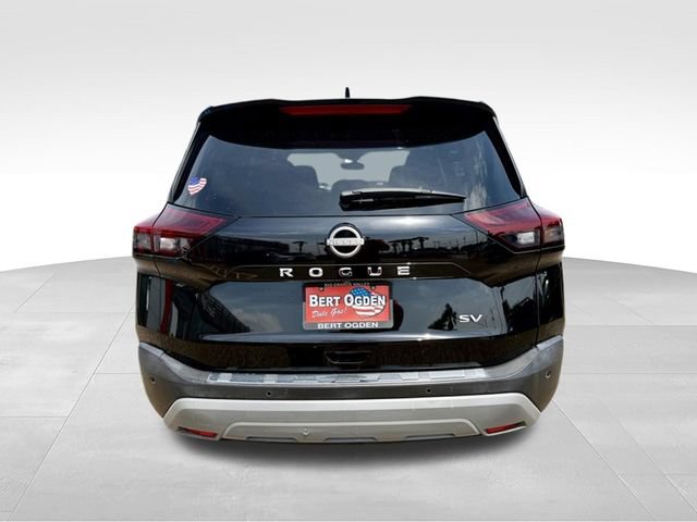 Certified 2022 Nissan Rogue SV FWD image 7