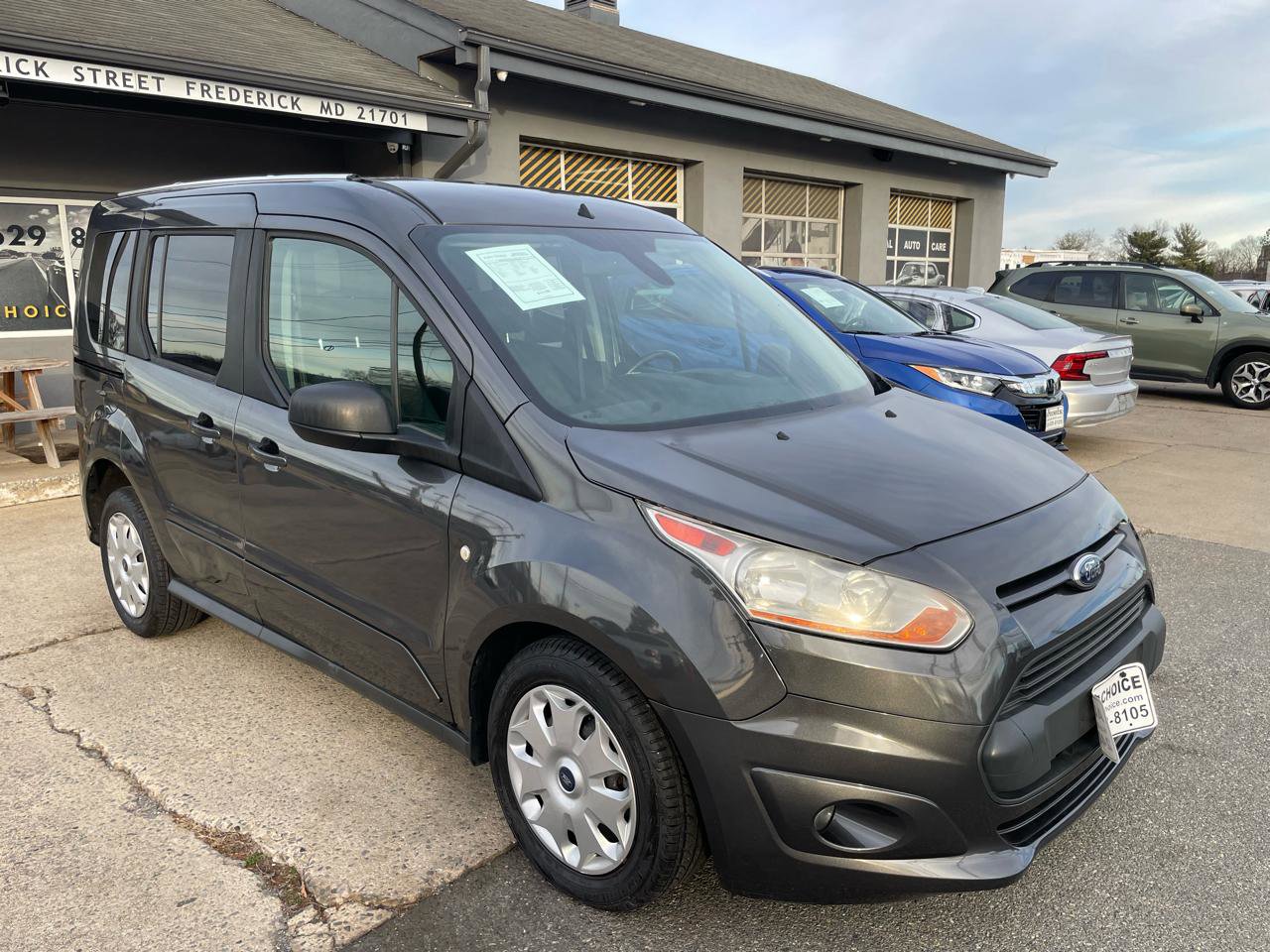 Used 2016 Ford Transit Connect XLT image 21