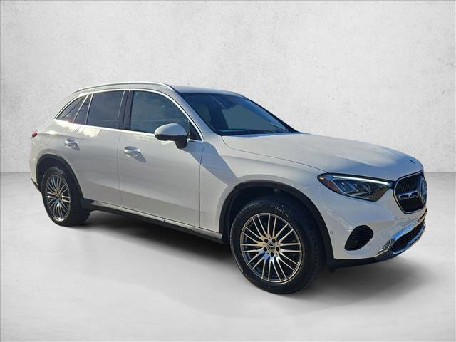 Certified 2026 Mercedes-Benz GLC 300 image 3